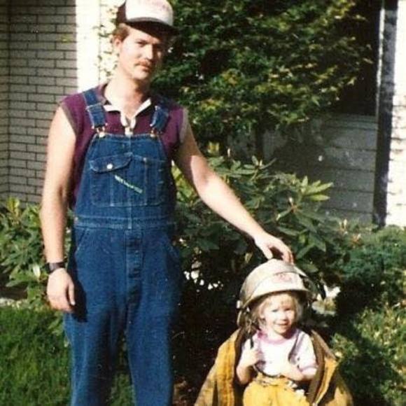 Meet your Posher, Ashley - Picture 1 of 1